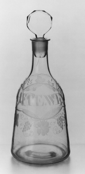 Decanter engraved ‘MADEIRA’